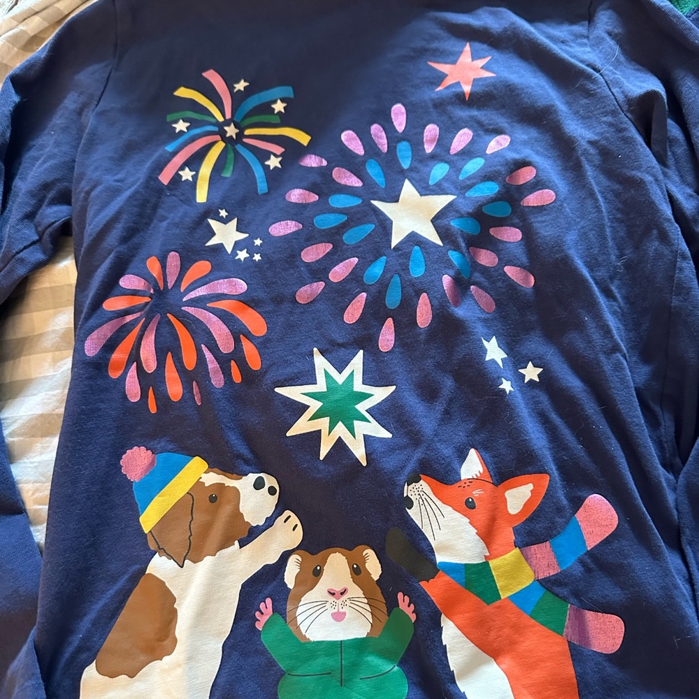 EUC mini boden long sleeved fireworks blue tee. Size 8-9 kids